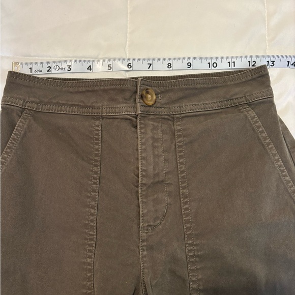 Lou & Grey Women's Cargo Pants in Olive - Picture 3 of 5